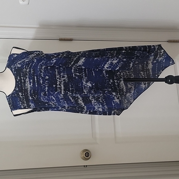 BCBGMaxAzria Size XS Orient Blue "Edythe" Blouse, Gently Used Condition - Picture 1 of 15